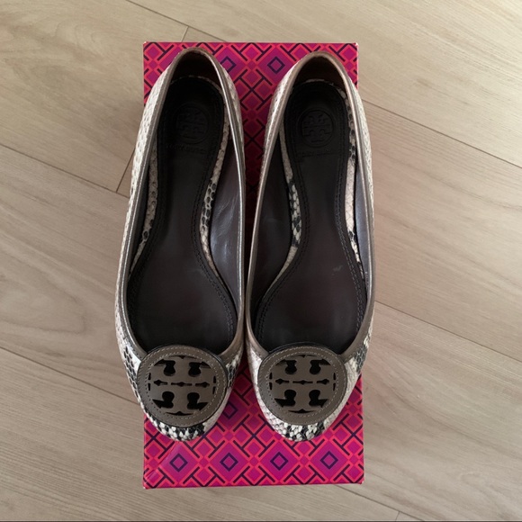 Tory Burch Shoes - Tory Burch Louisa Ballet Flat